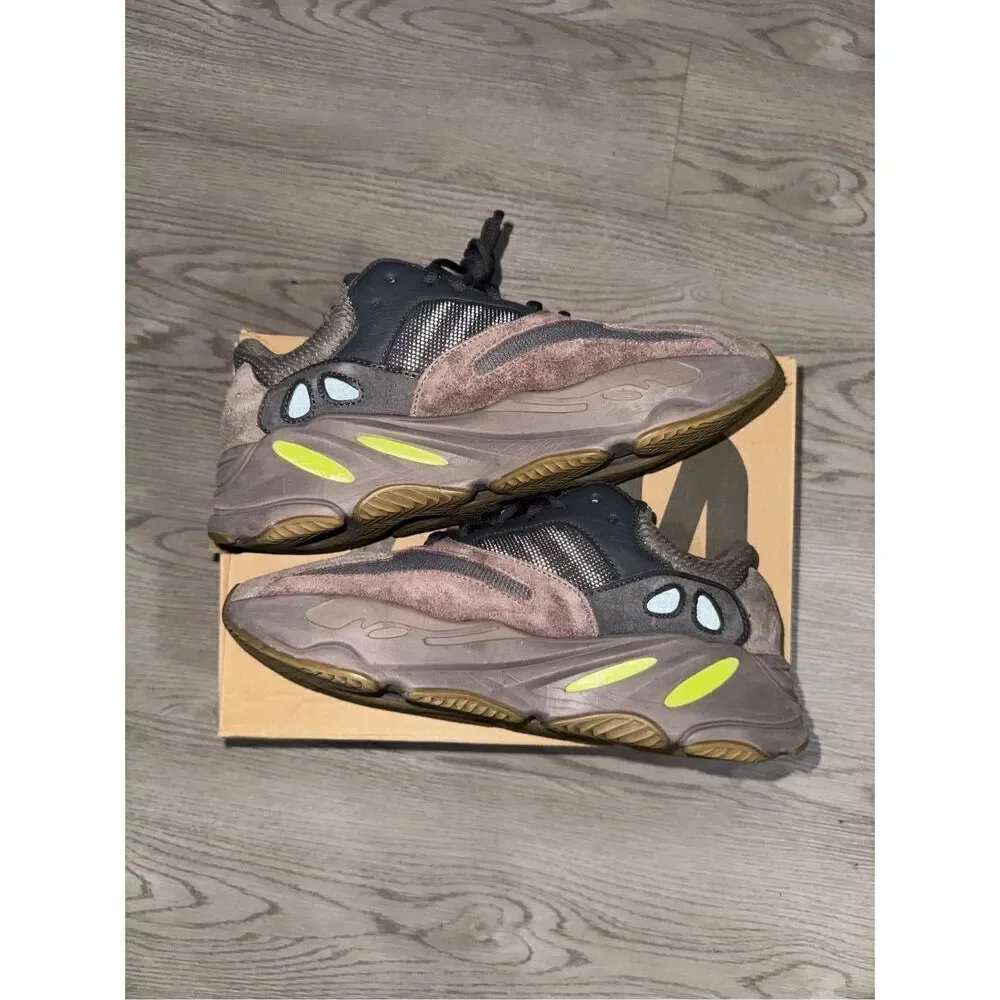 Yeezy liquidation sale